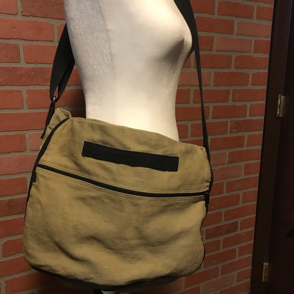 Hempmania messenger bag
